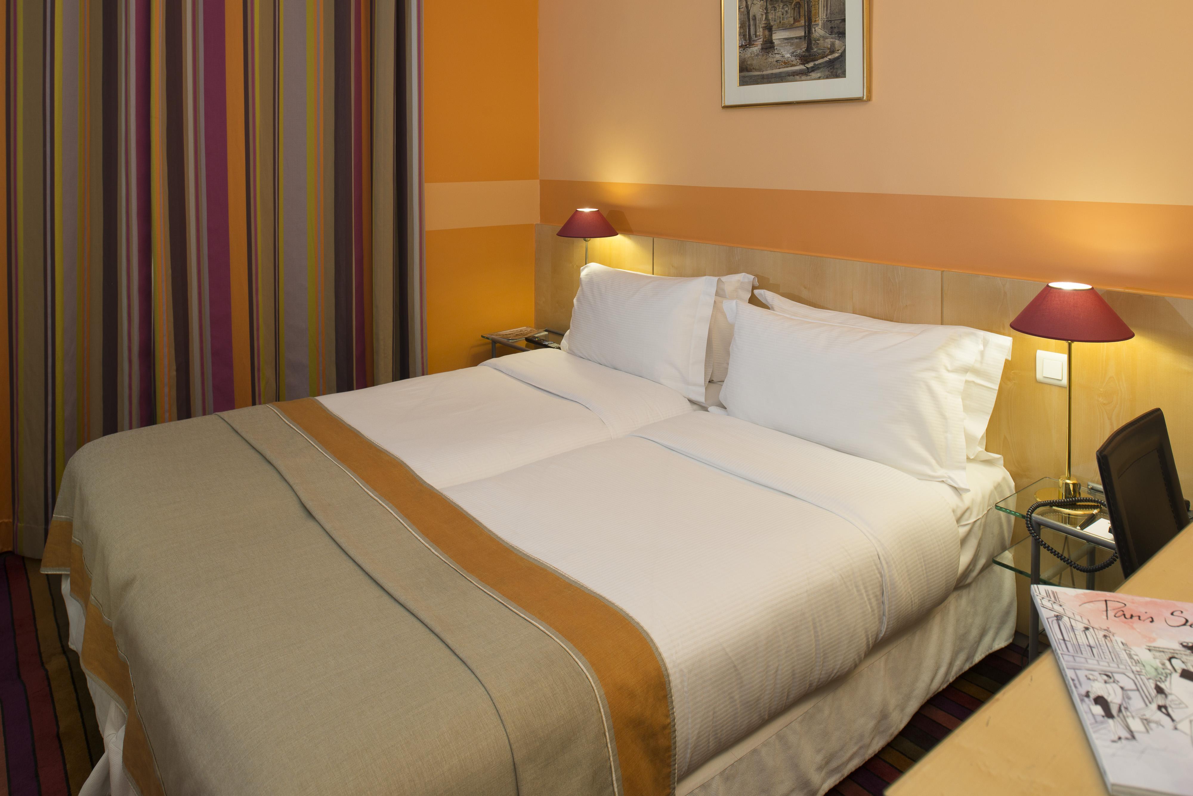 Hotel Cambon Париж Екстериор снимка